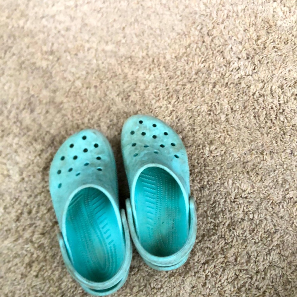 Crocks low price